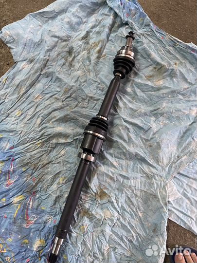 Привод всборе правый МКПП AXP2010 ford