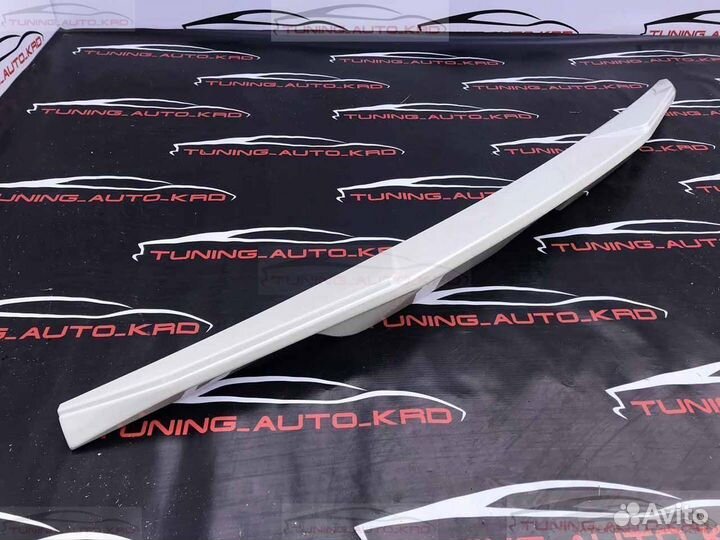 Спойлер Toyota Land Cruiser Prado 150 X6571