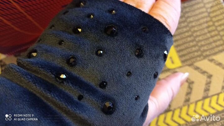 Украшение для рук