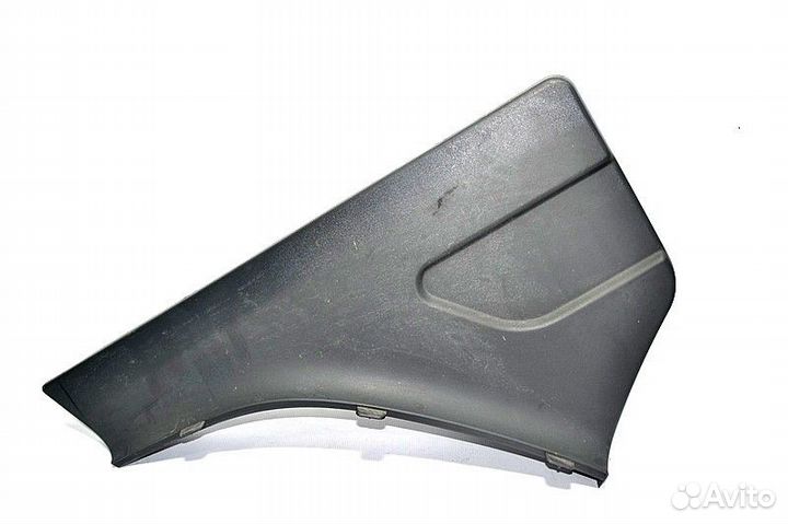 Вставка между кабиной и крылом (локер), задняя лев