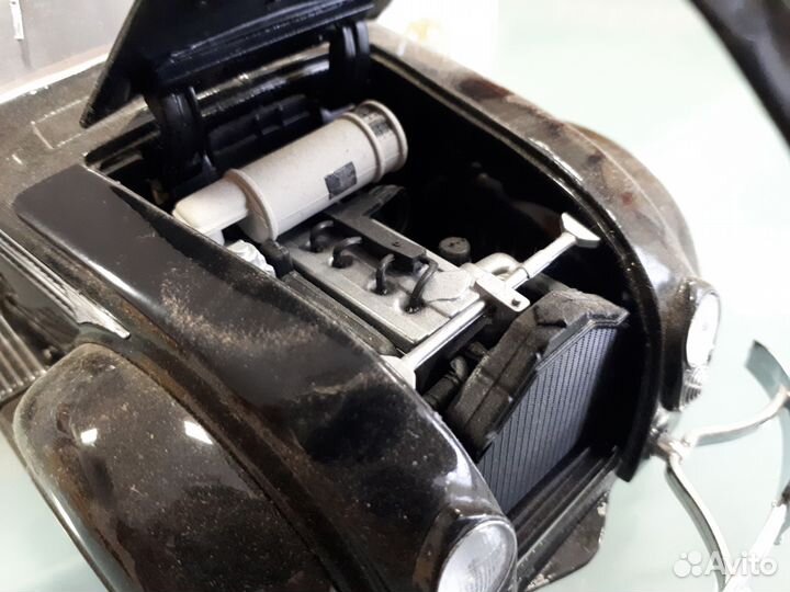 Полицейская модель Chrysler Airflow 1936 года