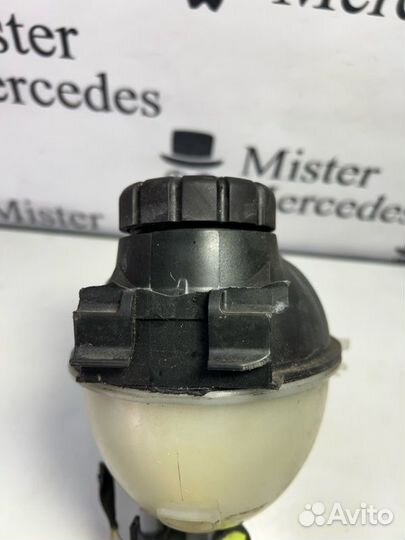 Бачок расширительный Mercedes-Benz C-Class C220