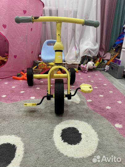 Трехколесный велосипед