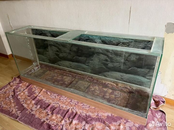 Аквариум бу 300л требуется ремонт