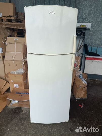 Холодильник бу Whirlpool