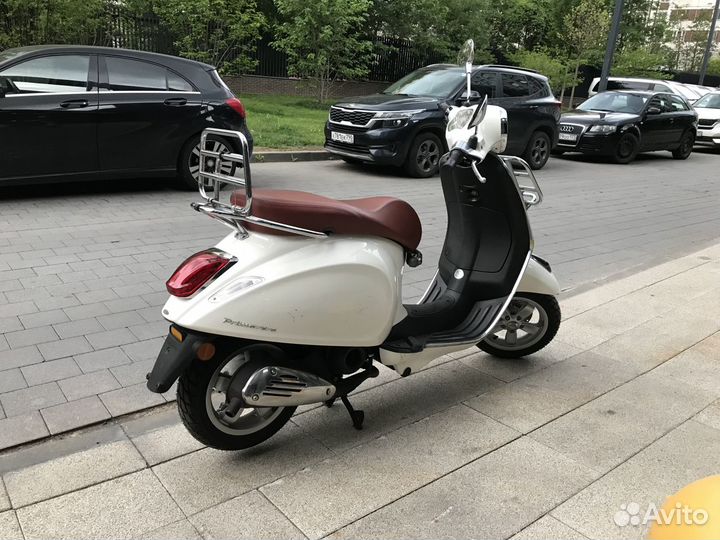 Vespa primavera 50