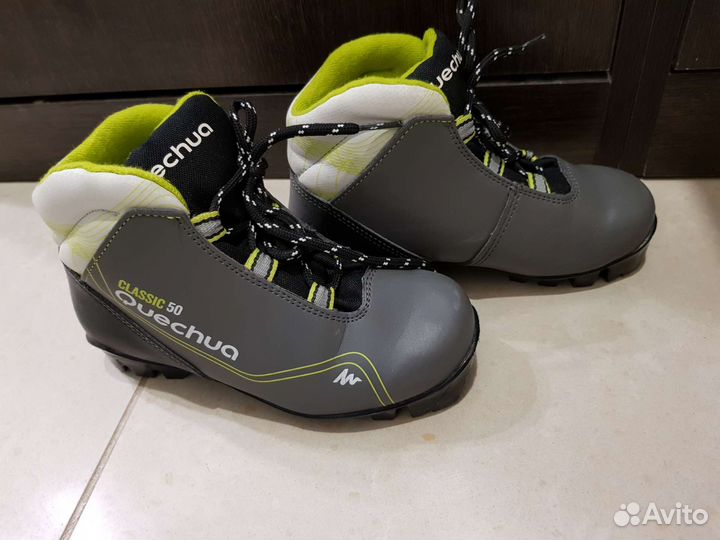 Лыжные ботинки