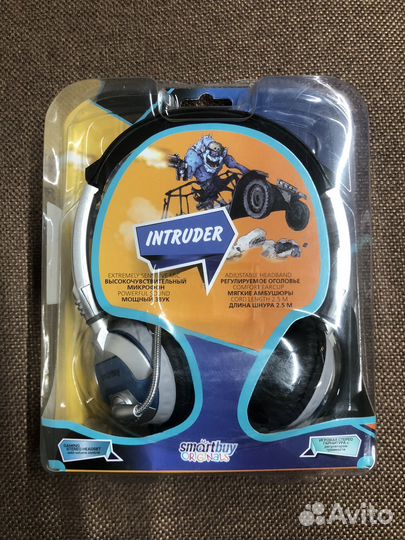 Полноразмерная стерео гарнитура (наушники)