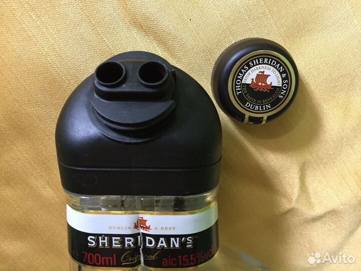 Двойная бутыль 0,7л от кофейного ликёра Sheridan's