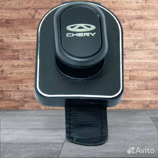 Держатель для очков в машину Chery #112