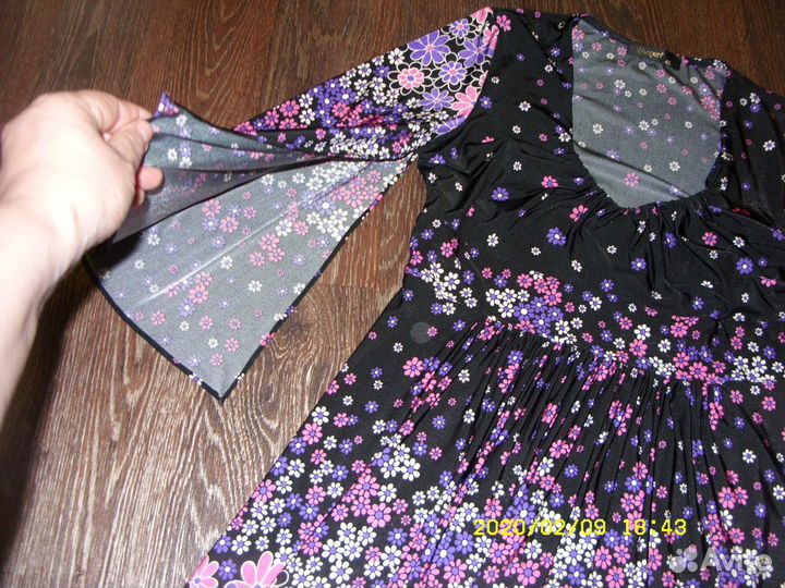 Красивая туника р. 42