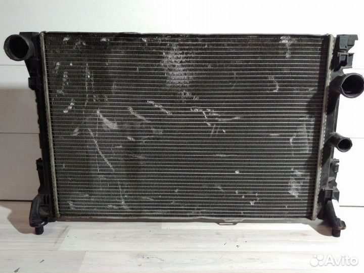 Радиатор двс Mercedes-Benz C-Class W204 2008