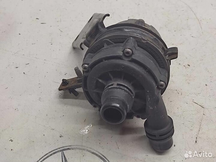 Насос циркуляционный w253 GLC-class 651.921 2017