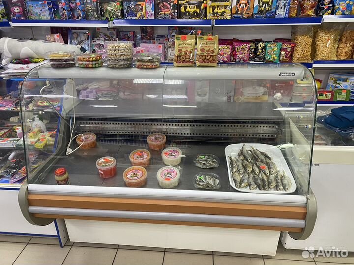 Холодильная витрина и морозильная камера