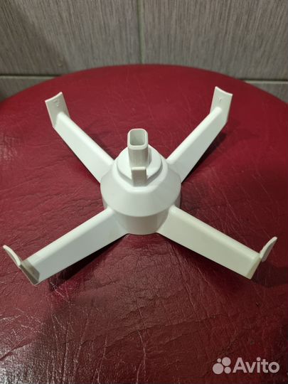 Держатель для дисков и терок комбайна bosch