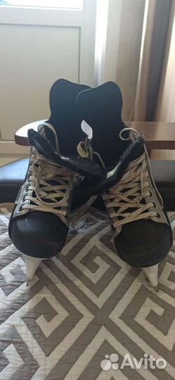 Коньки хоккейные детские