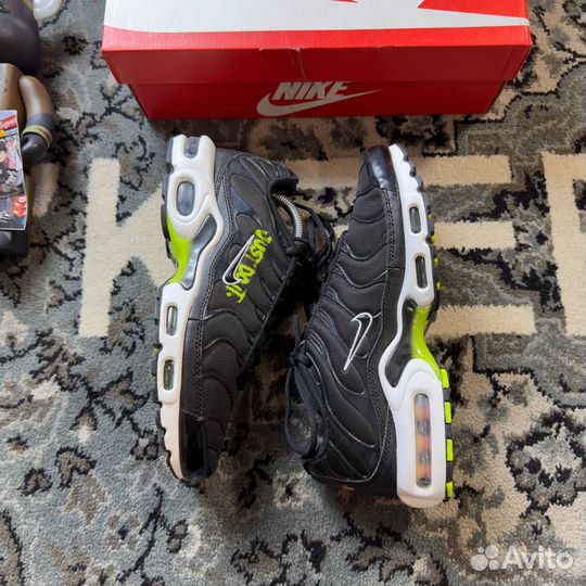 Nike Air Max Plus Tuned 1 Essential