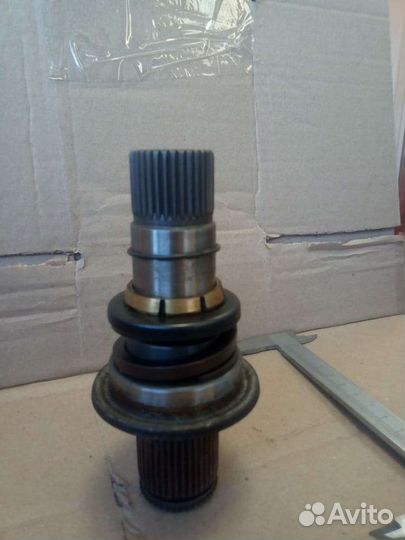 Вал полуосевой 0AM409345C