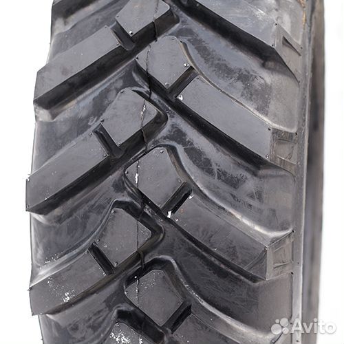 Шина 16/70-24 (ёлка)