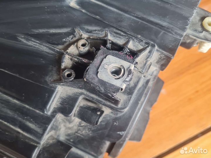 Фара передняя правая Volkswagen Tiguan 1 5n1941006