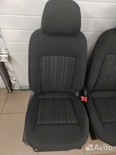Комплект сидений VW Polo 5 подогрев