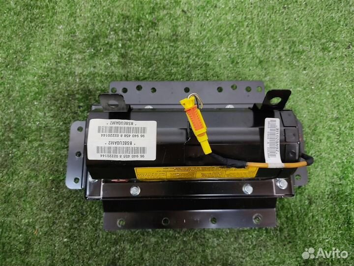 Подушка безопасности в торпедо Chevrolet aveo T25