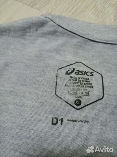 Футболка asics