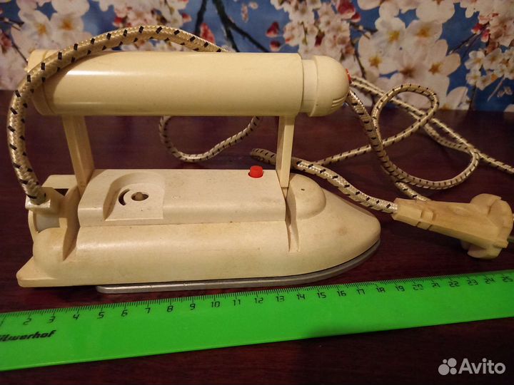 Советский дорожный утюг