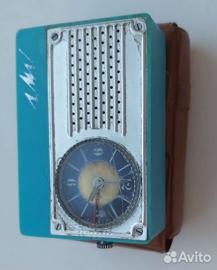 Часы луч СССР будильник