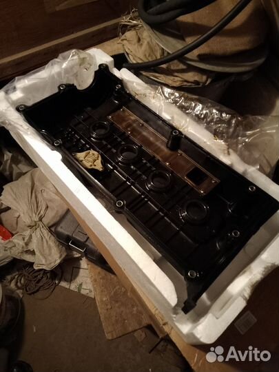 Клапанная крышка хендай Акцент