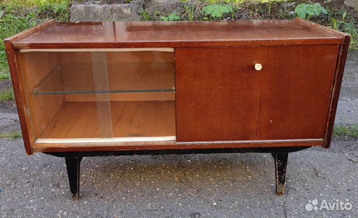 Винтажная тумба хайборд