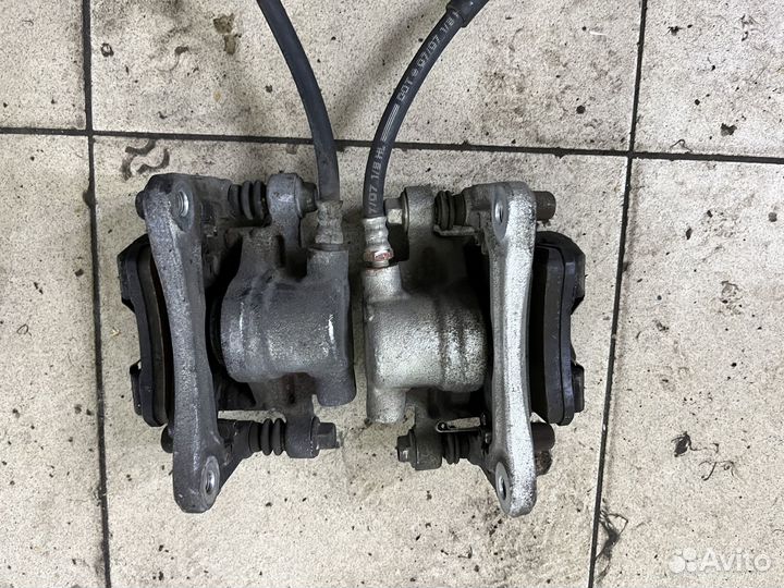 Суппорт задний mitsubishi grandis