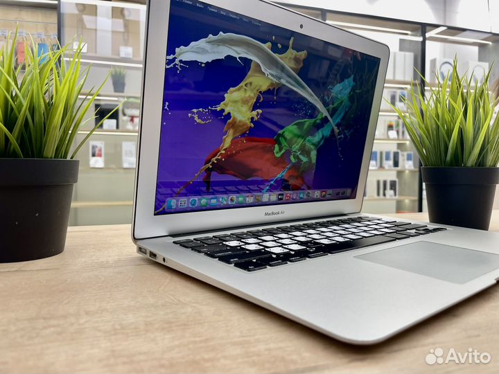 Apple MacBook Air 13 Early 2015 A1466