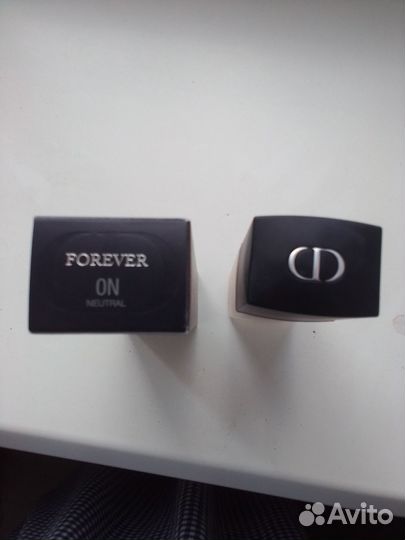 Тональный крем Dior skin forever