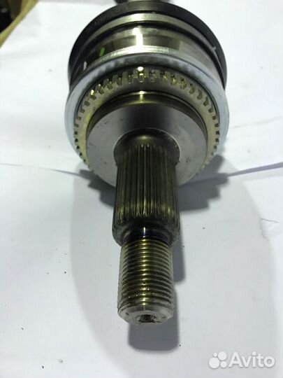 Привод задний левый Land Rover