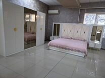 Спальня Капри с 6 дверным шкафом Белый глянец