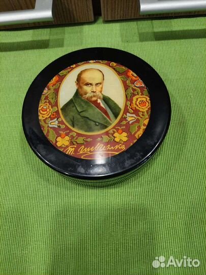 Шкатулка, конфетница, вазочка