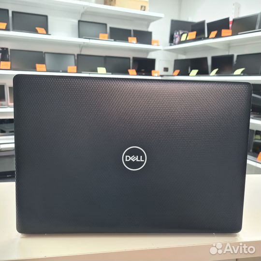 Ноутбук15.6 FullHD Ryzen 5/8GB/256GB+500GB/Vega 8