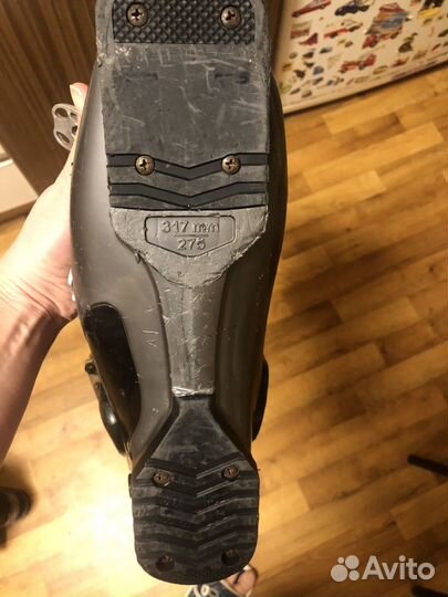 Горнолыжные ботинки