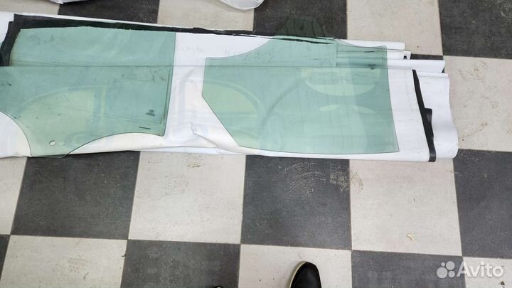 Стекла на мандео 4