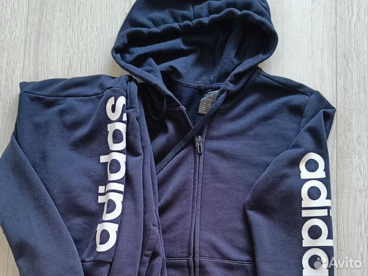 Спортивный костюм adidas