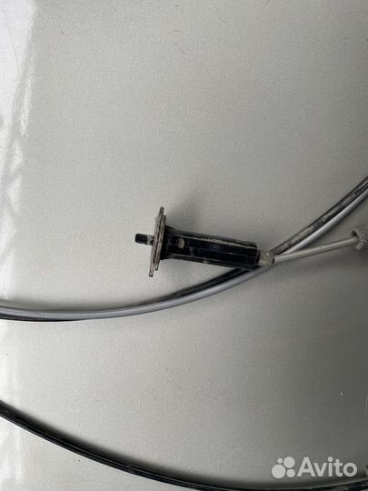 Трос замка багажника бензобака Hyundai Accent