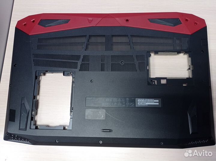 Acer predator helios 300 на запчасти