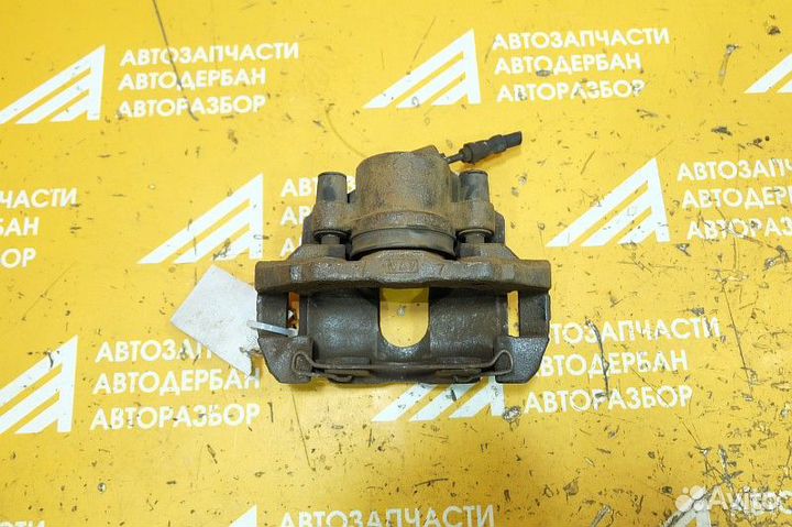 Суппорт тормозной передний правый Ford Fusion I