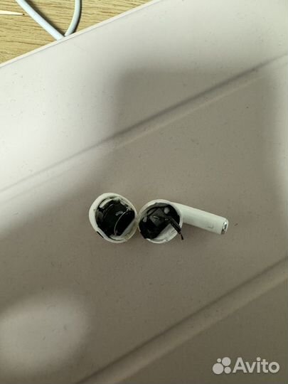 Наушник airpods pro 1