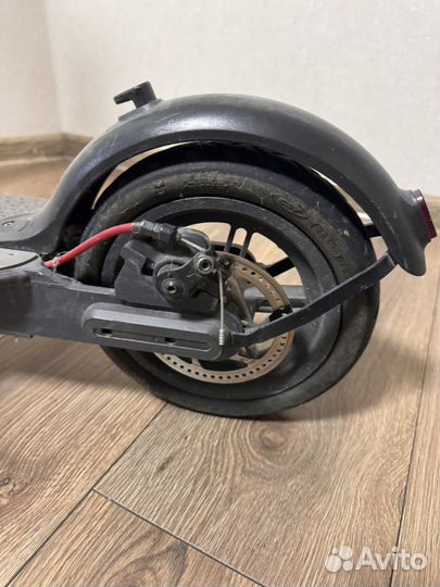 Элеткросамокат xiaomi M365