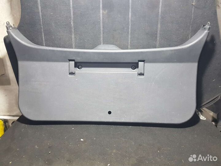 Обшивка крышки багажника opel astra h универсал