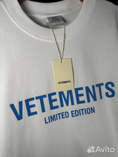Футболка vetements