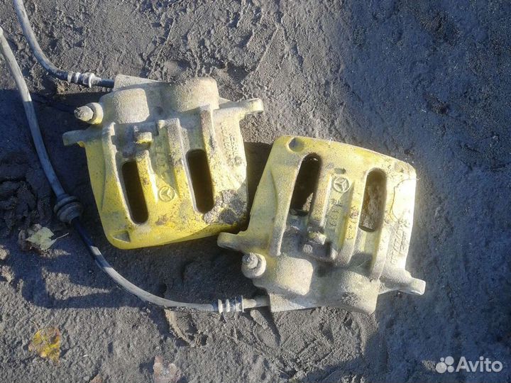 Суппорт тормозной передний левый правый мерседес в