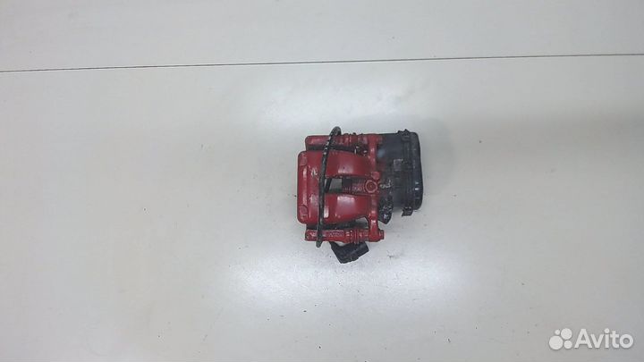 Суппорт Mercedes CLA C117 2013, 2016